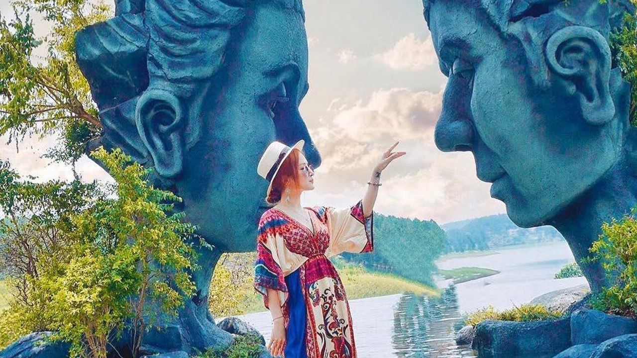 Tham quan địa điểm Đường Hầm Điêu Khắc Đà Lạt